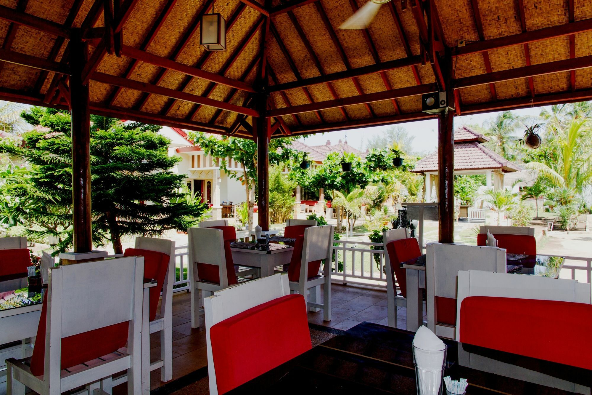 Tropical Hideaways Resort กิลิเมโน ภายนอก รูปภาพ