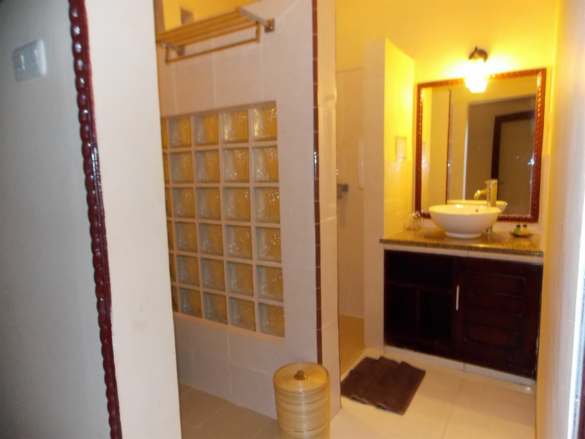 Tropical Hideaways Resort กิลิเมโน ภายนอก รูปภาพ
